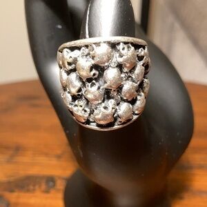 clustered skull ring